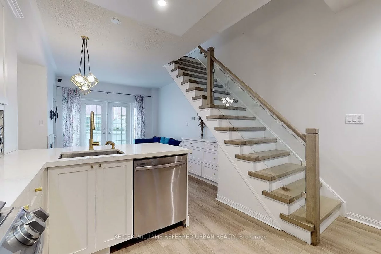 4A, Portland, Waterfront Communities C1, Toronto