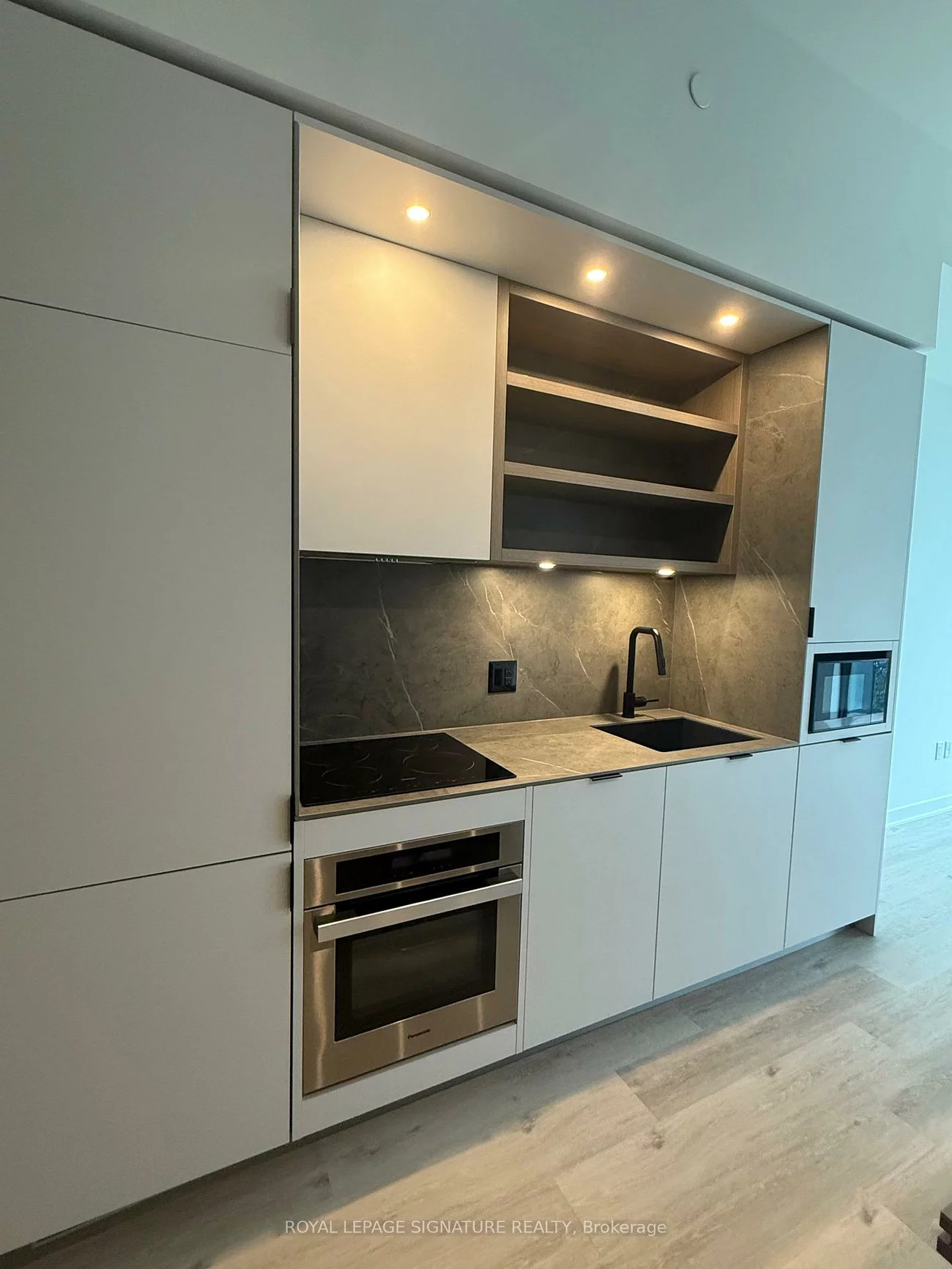 55, Charles, Church-Yonge Corridor, Toronto