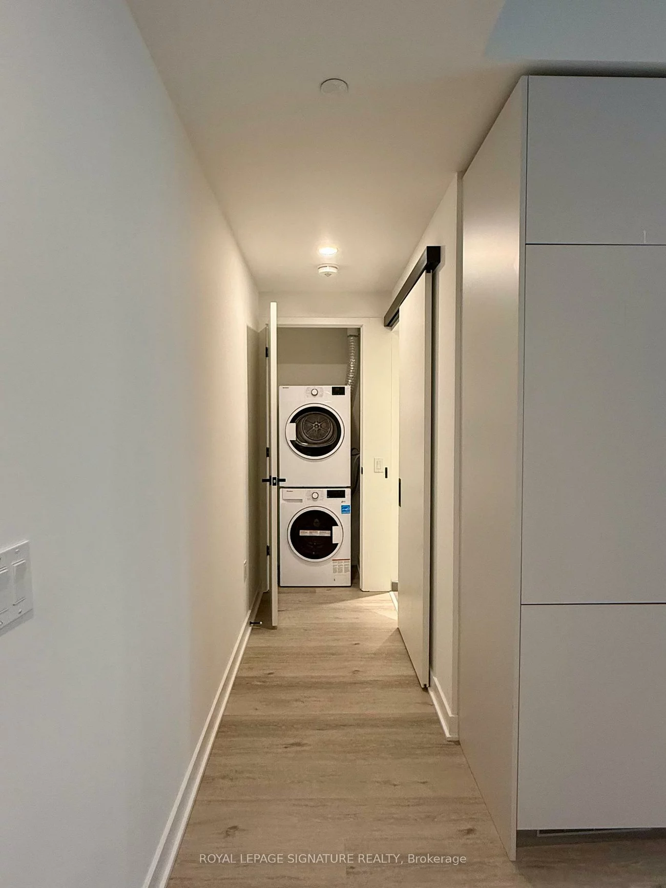 55, Charles, Church-Yonge Corridor, Toronto