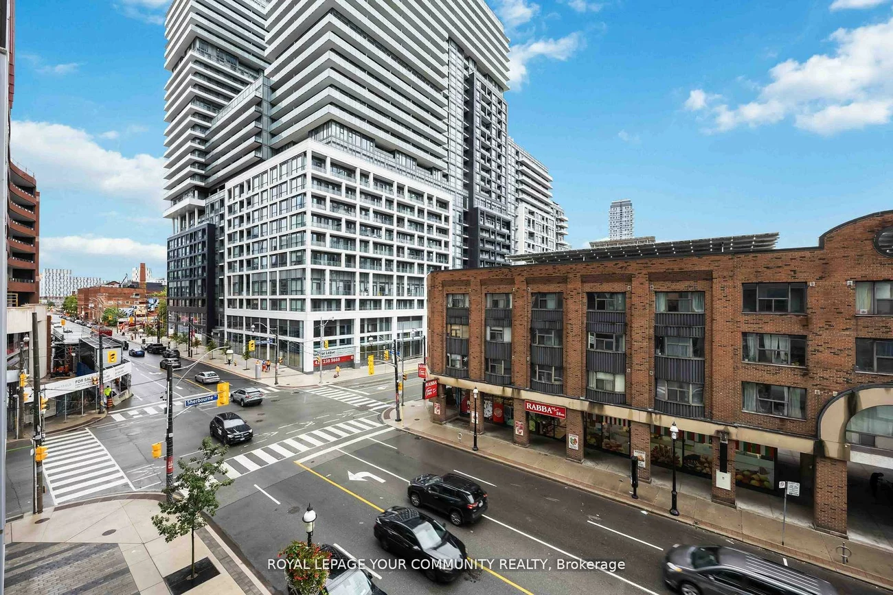 158, Front, Moss Park, Toronto