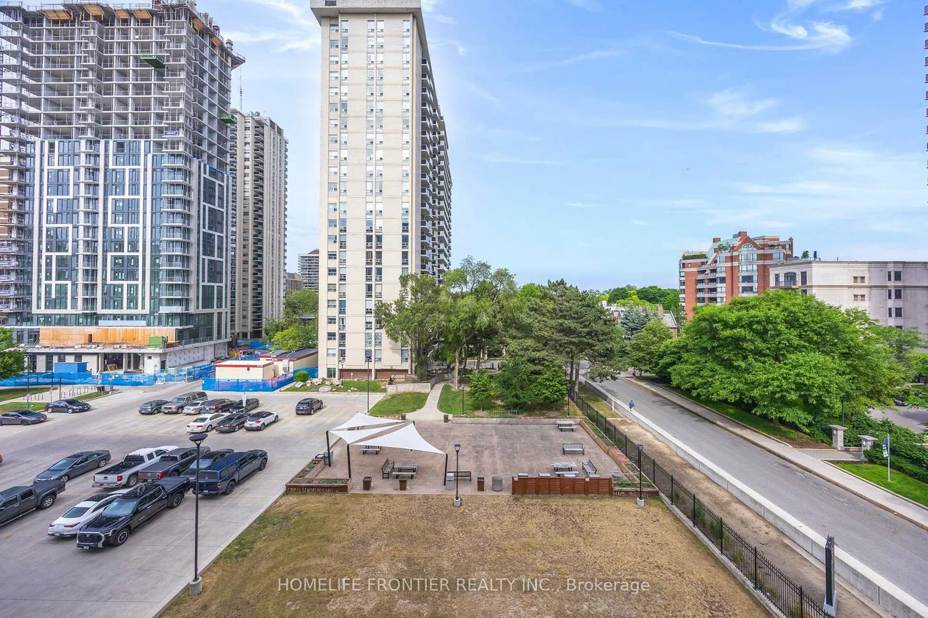 6, Jackes, Rosedale-Moore Park, Toronto