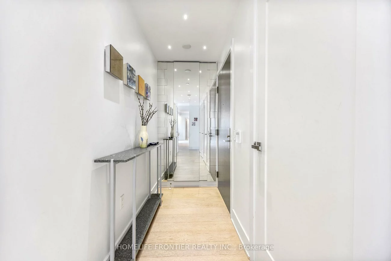 6, Jackes, Rosedale-Moore Park, Toronto