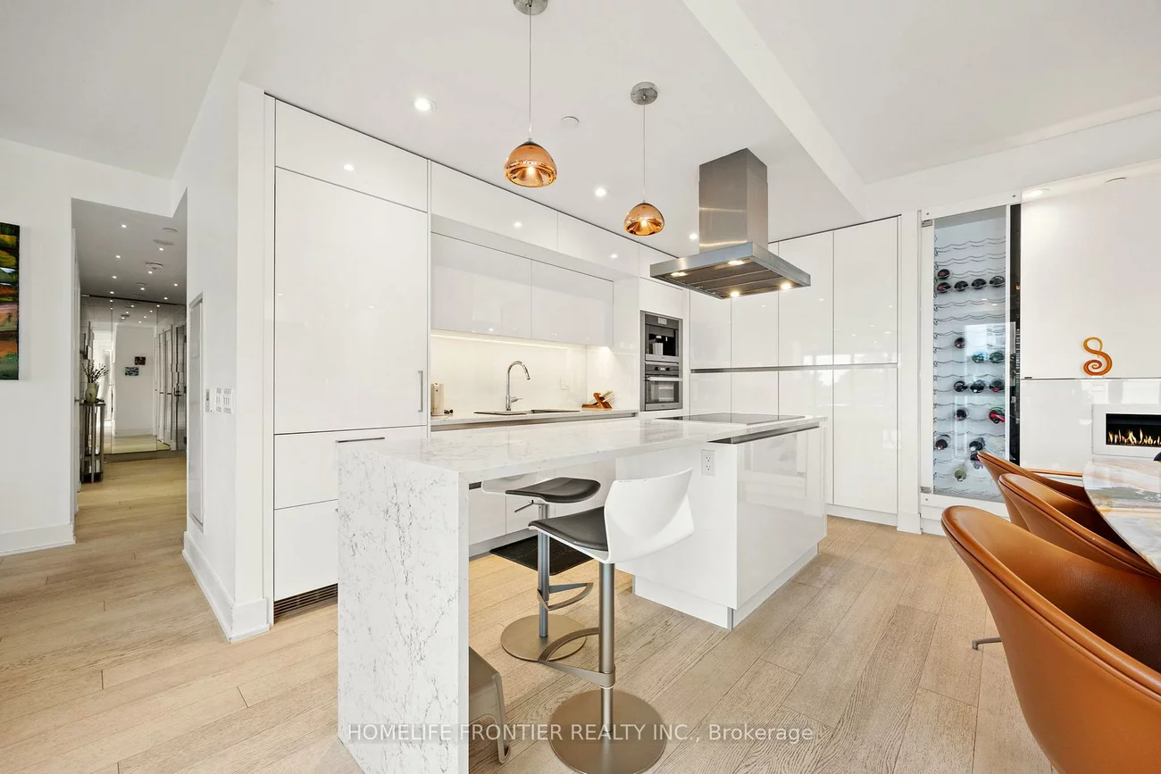 6, Jackes, Rosedale-Moore Park, Toronto