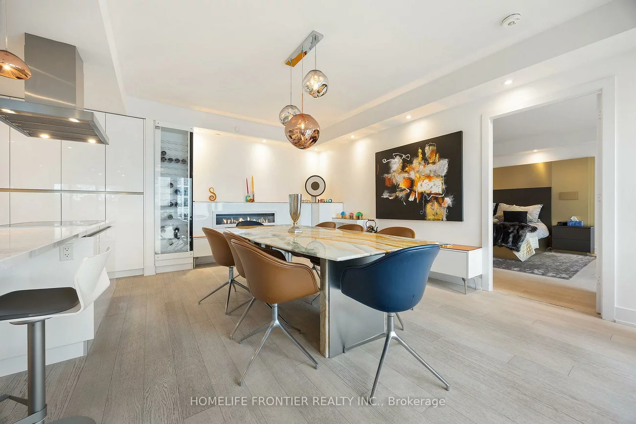 6, Jackes, Rosedale-Moore Park, Toronto