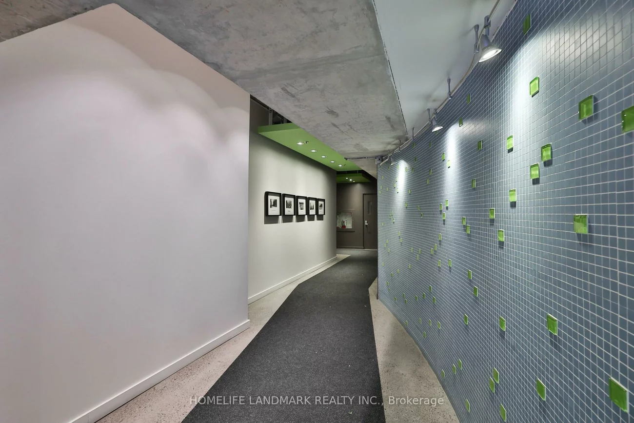 261, King, Moss Park, Toronto