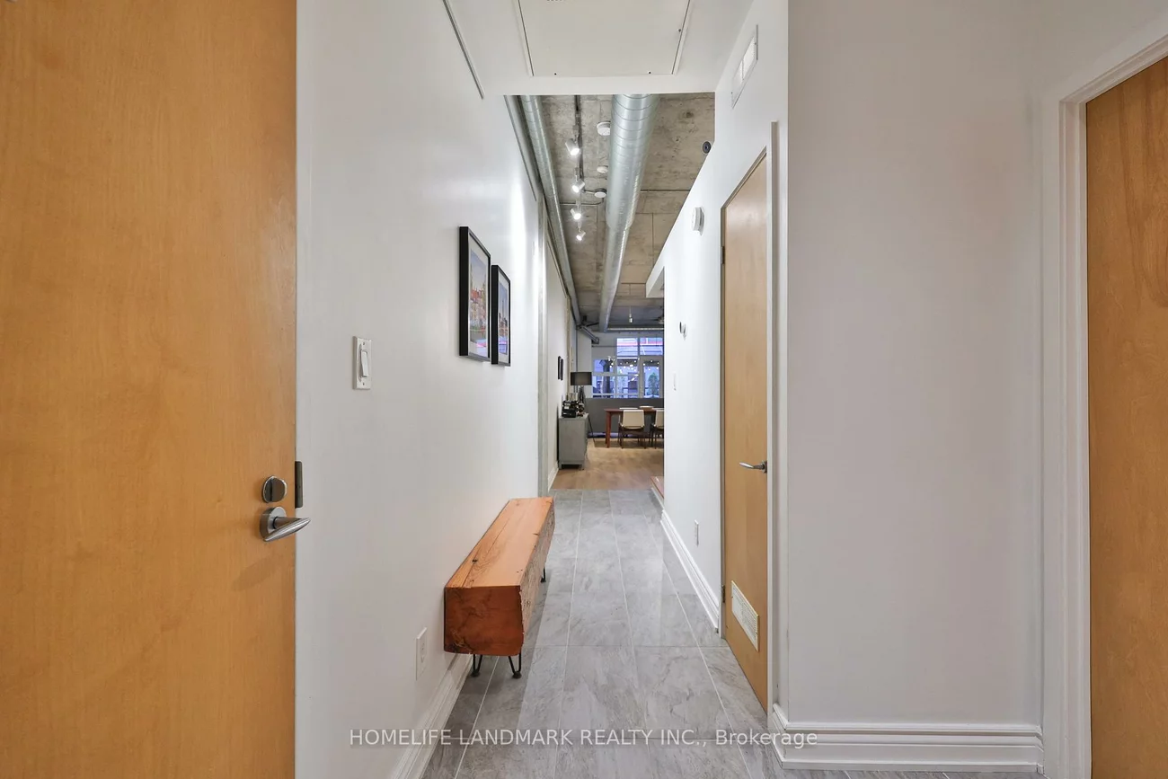 261, King, Moss Park, Toronto