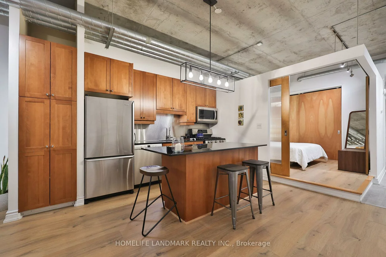 261, King, Moss Park, Toronto