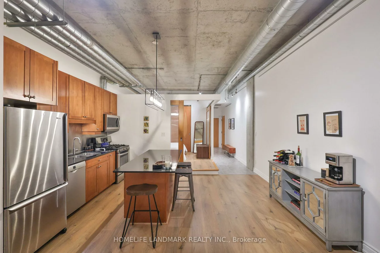 261, King, Moss Park, Toronto