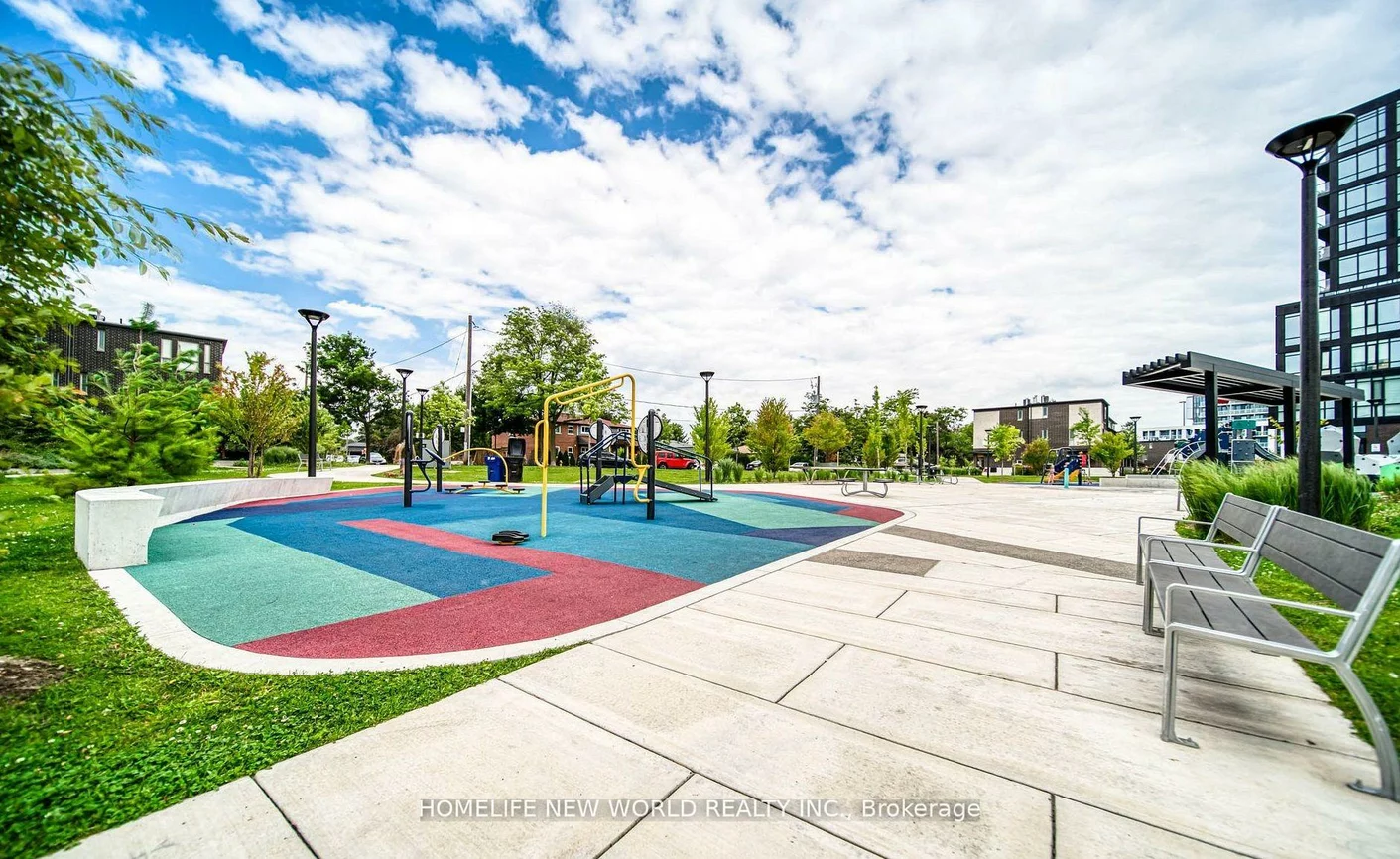 150, Fairview Mall, Don Valley Village, Toronto