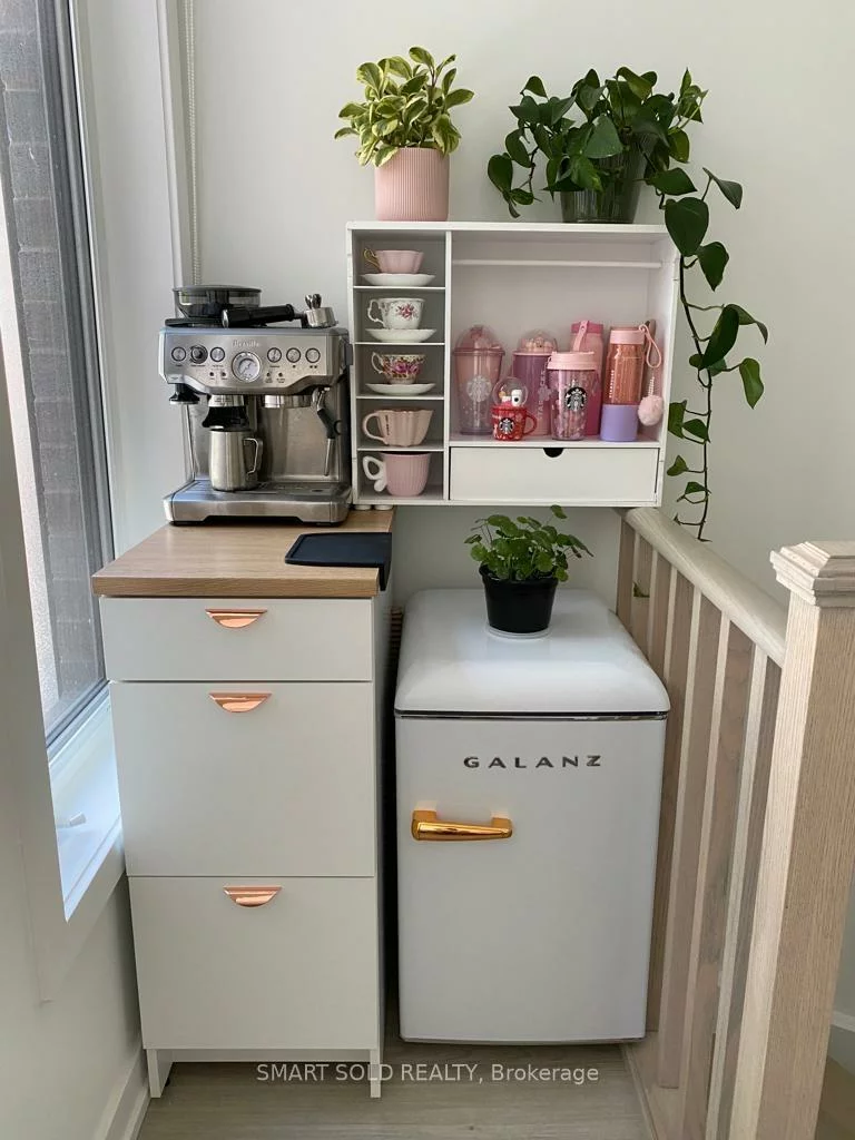 51, Winlock, Newtonbrook East, Toronto