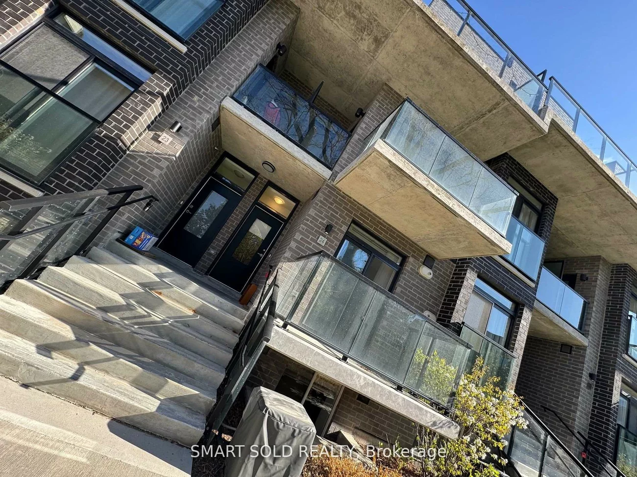 51, Winlock, Newtonbrook East, Toronto