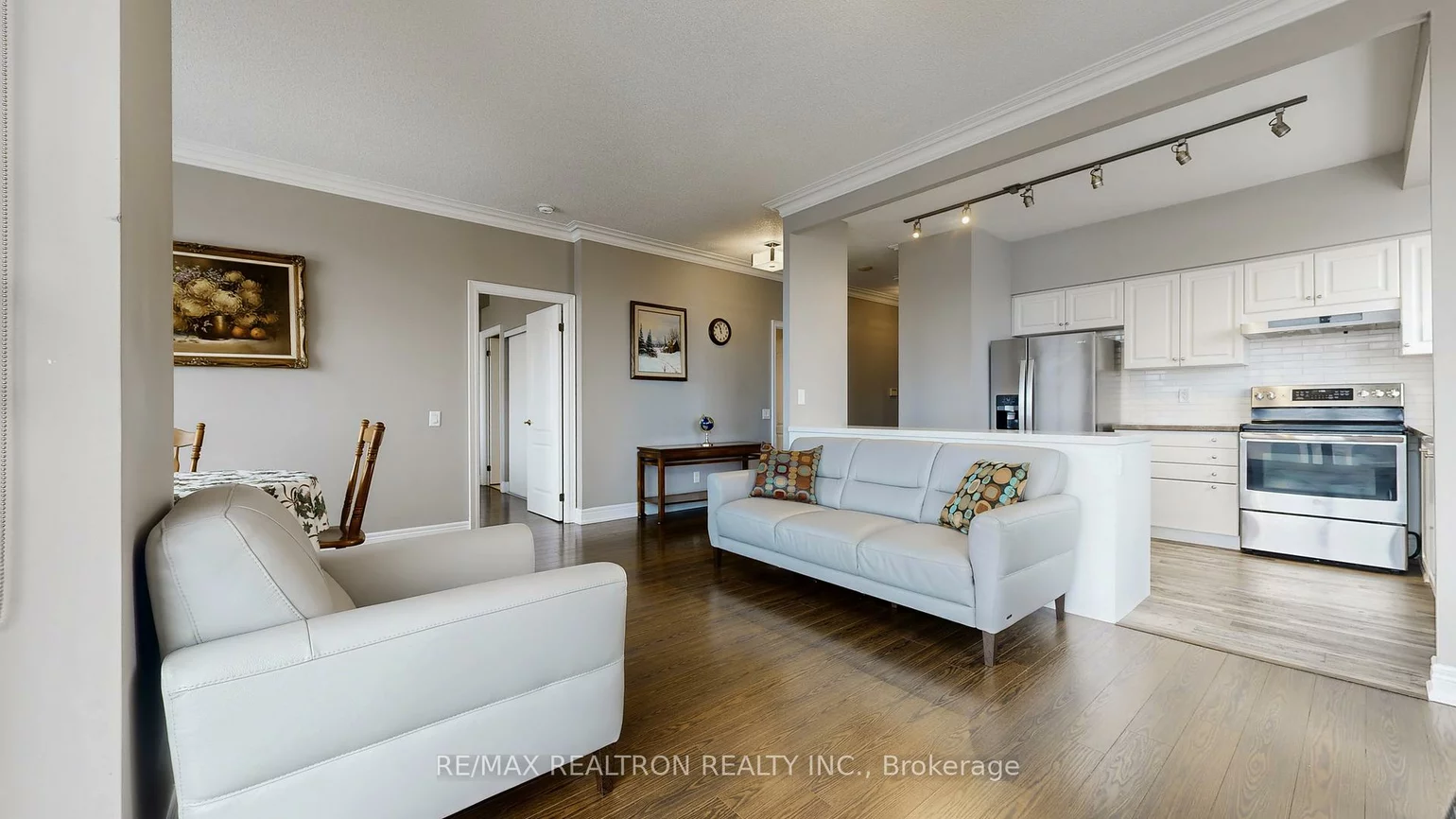 1, Clairtrell, Willowdale East, Toronto