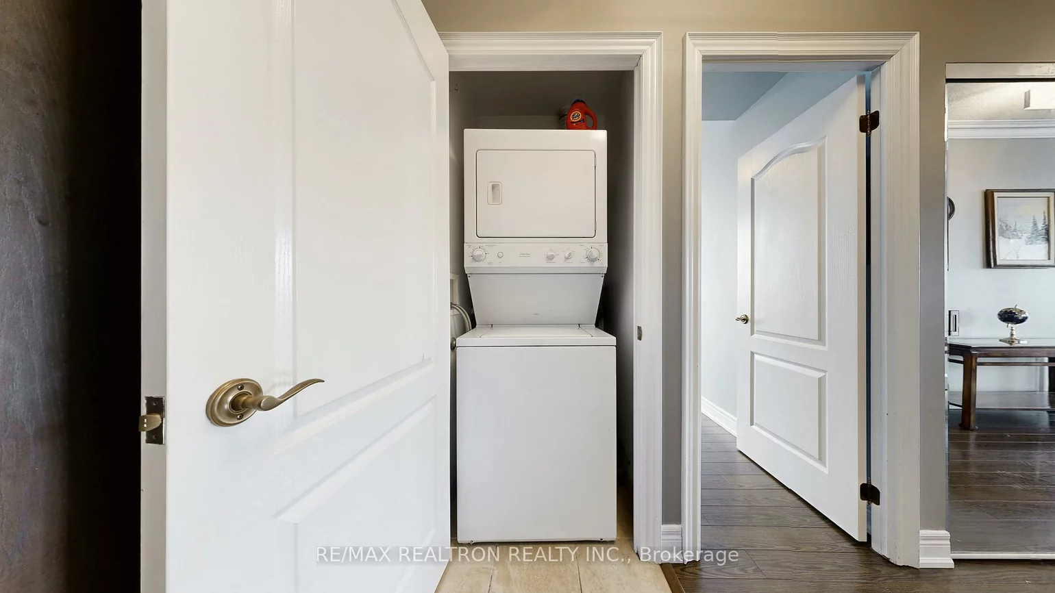 1, Clairtrell, Willowdale East, Toronto