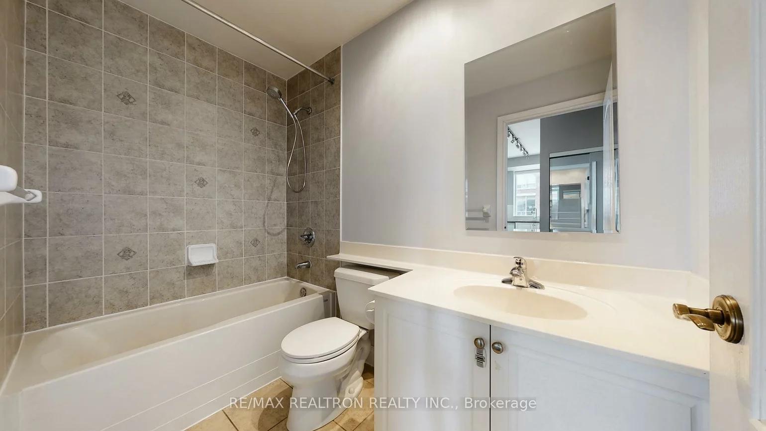 1, Clairtrell, Willowdale East, Toronto