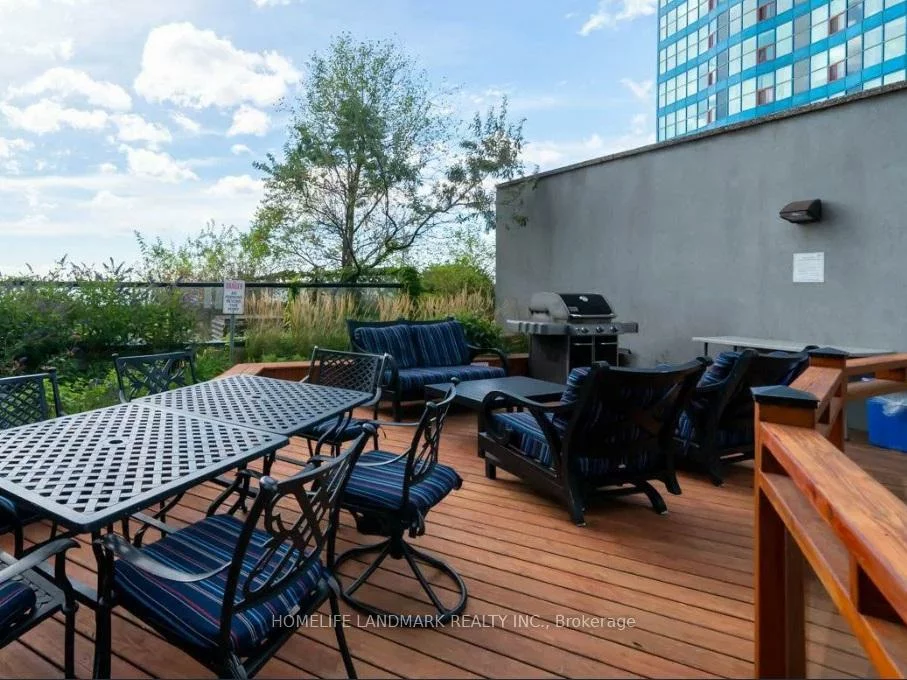 99, Harbour, Waterfront Communities C1, Toronto