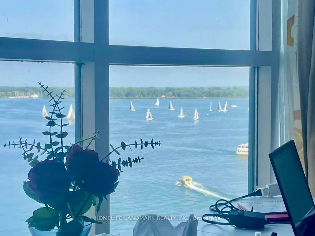 99, Harbour, Waterfront Communities C1, Toronto