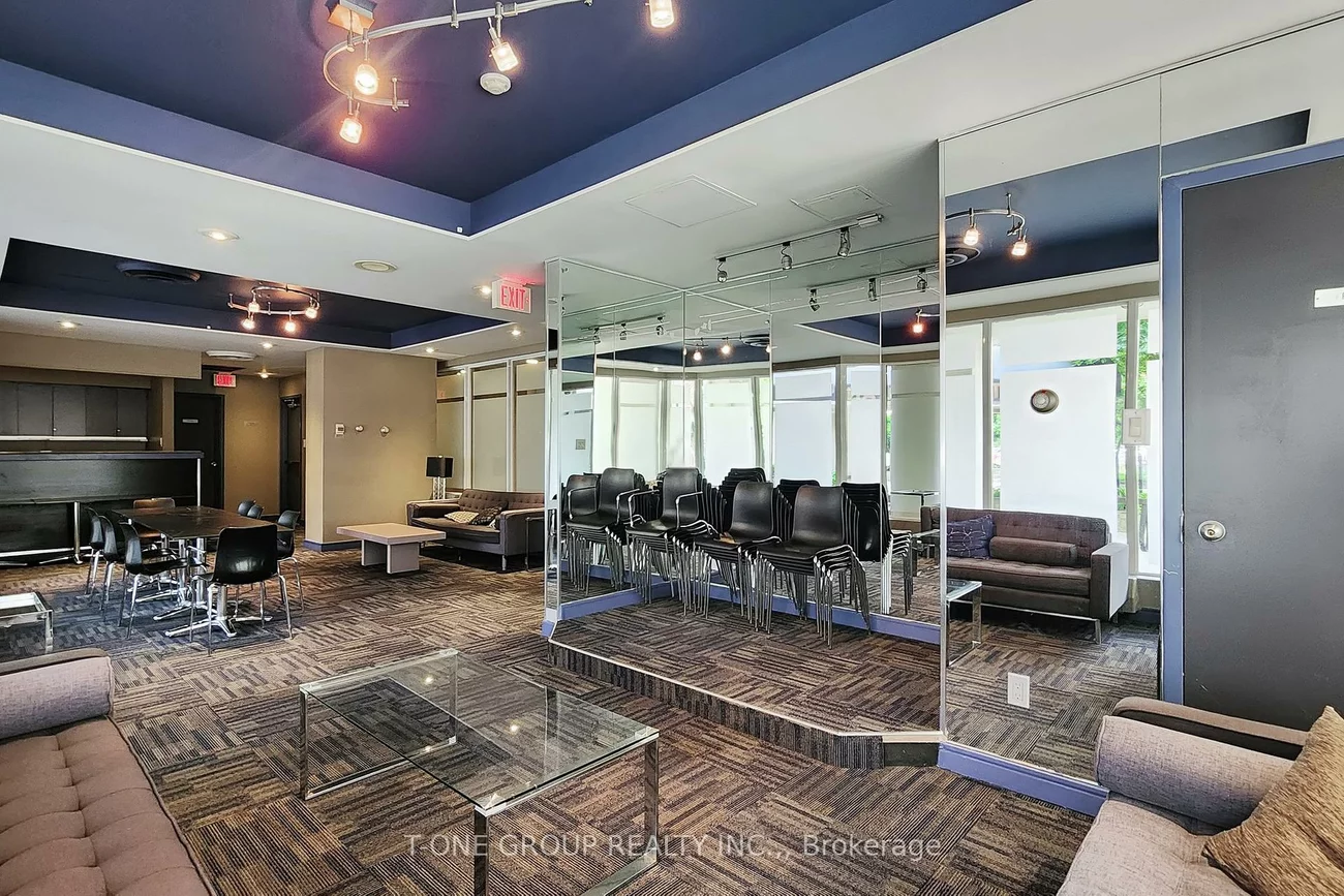 25, Maitland, Church-Yonge Corridor, Toronto