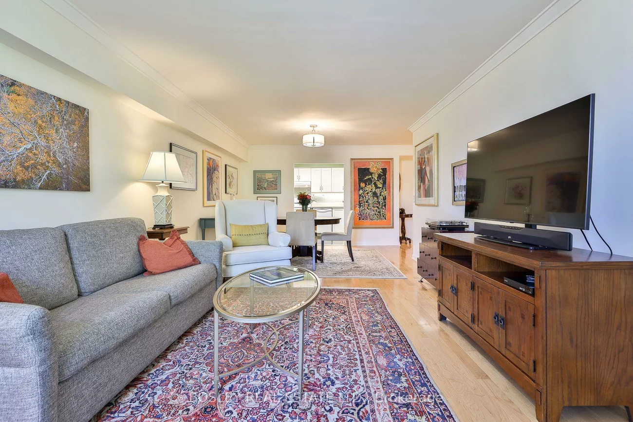 955, Millwood, Leaside, Toronto