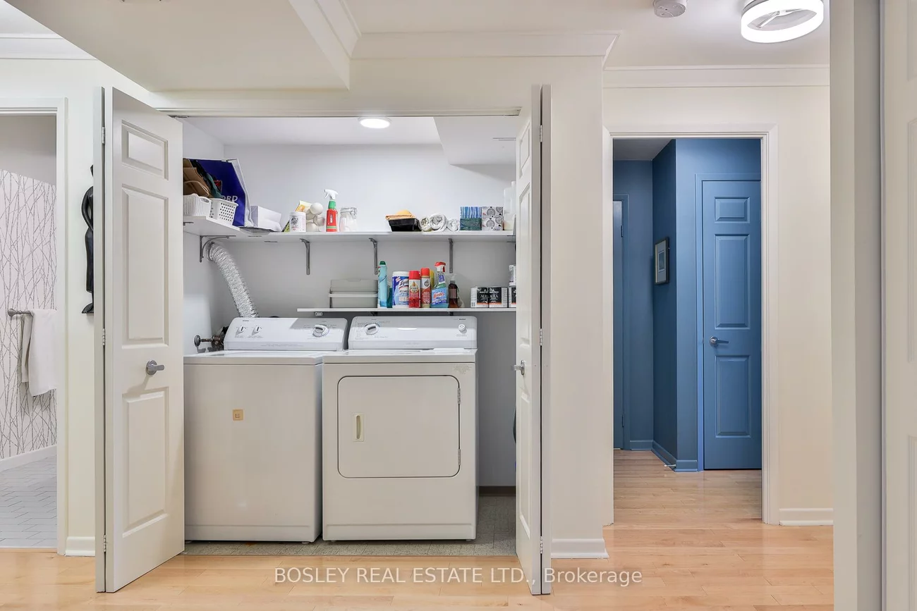 955, Millwood, Leaside, Toronto