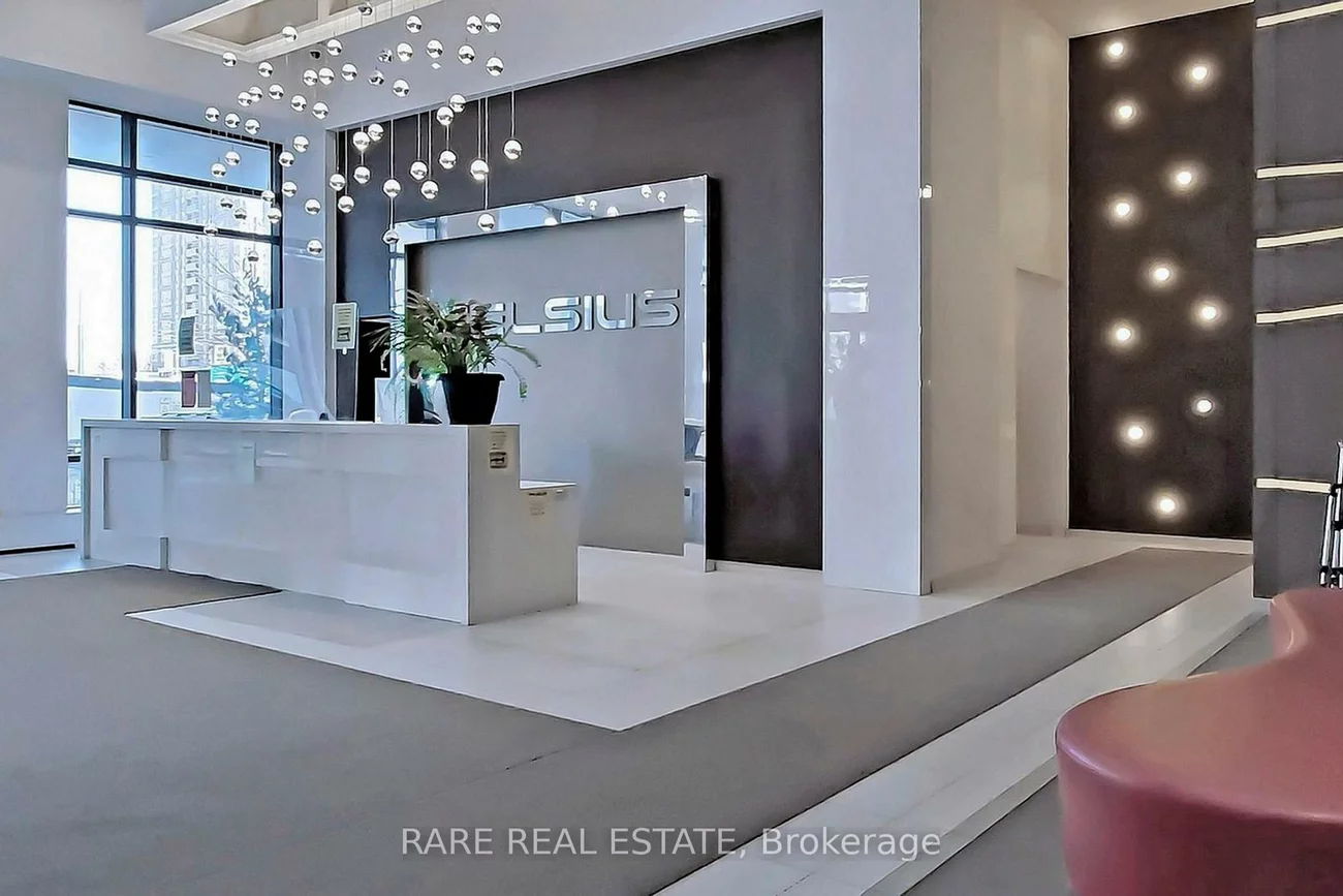 68, Canterbury, Willowdale West, Toronto