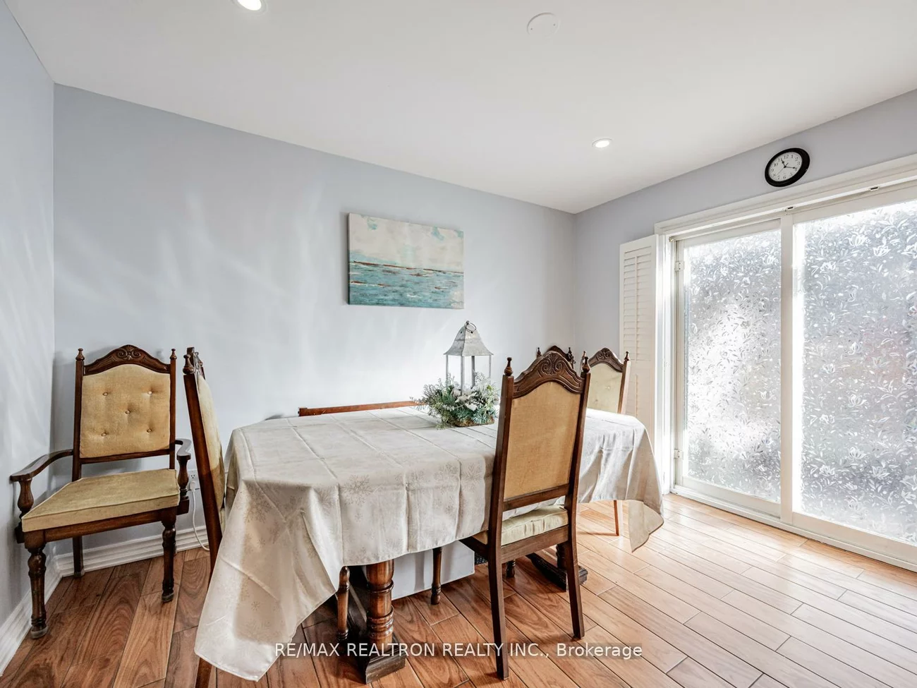 15D, Overlea, Thorncliffe Park, Toronto