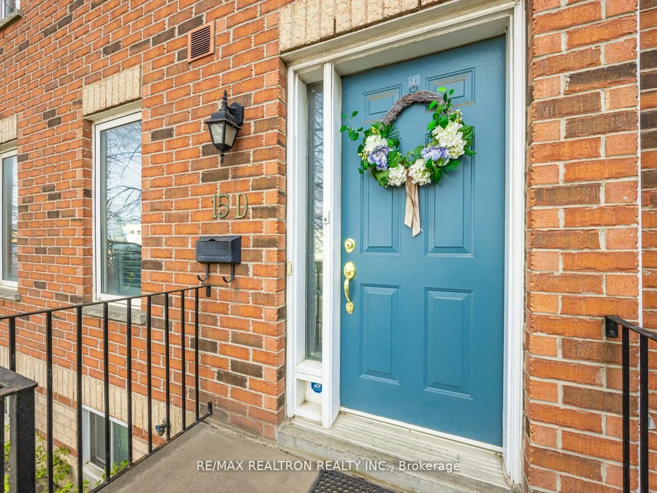 15D, Overlea, Thorncliffe Park, Toronto