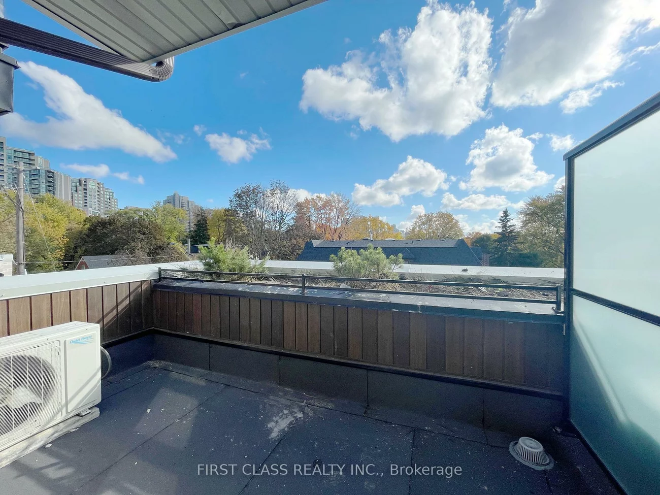 57, Finch, Willowdale West, Toronto