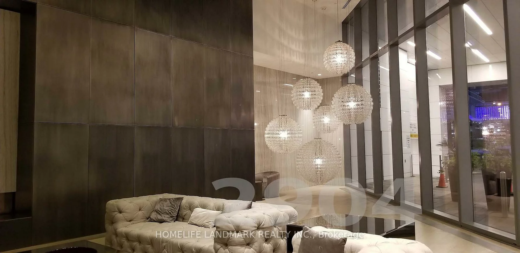 88, Harbour, Waterfront Communities C1, Toronto