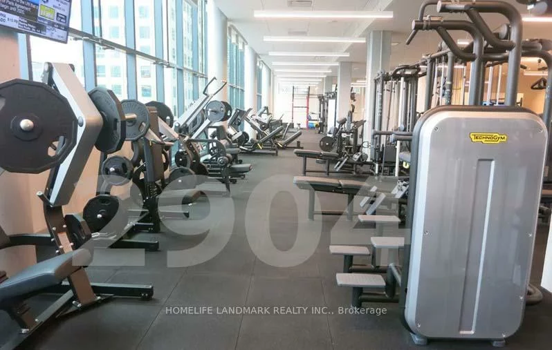 88, Harbour, Waterfront Communities C1, Toronto