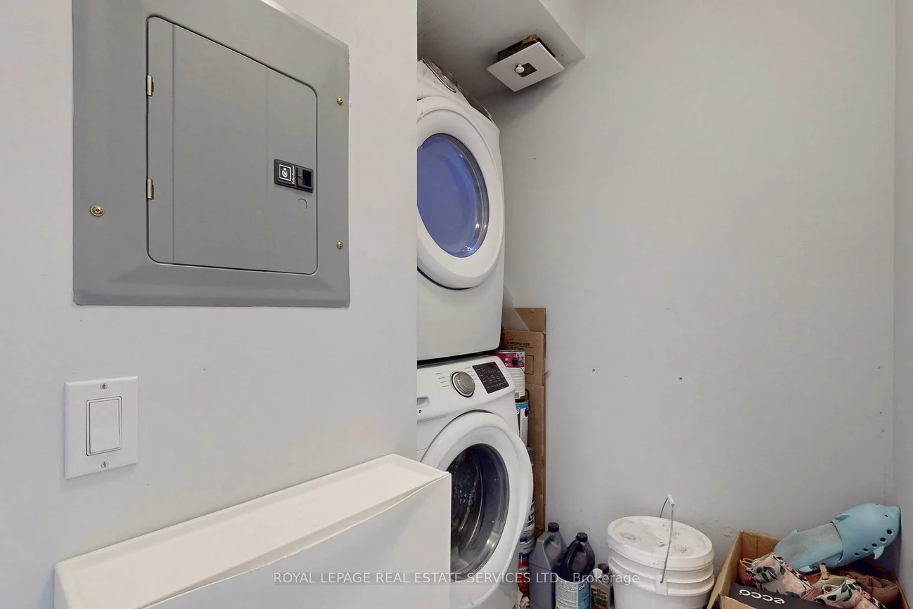 152, St Patrick, Kensington-Chinatown, Toronto