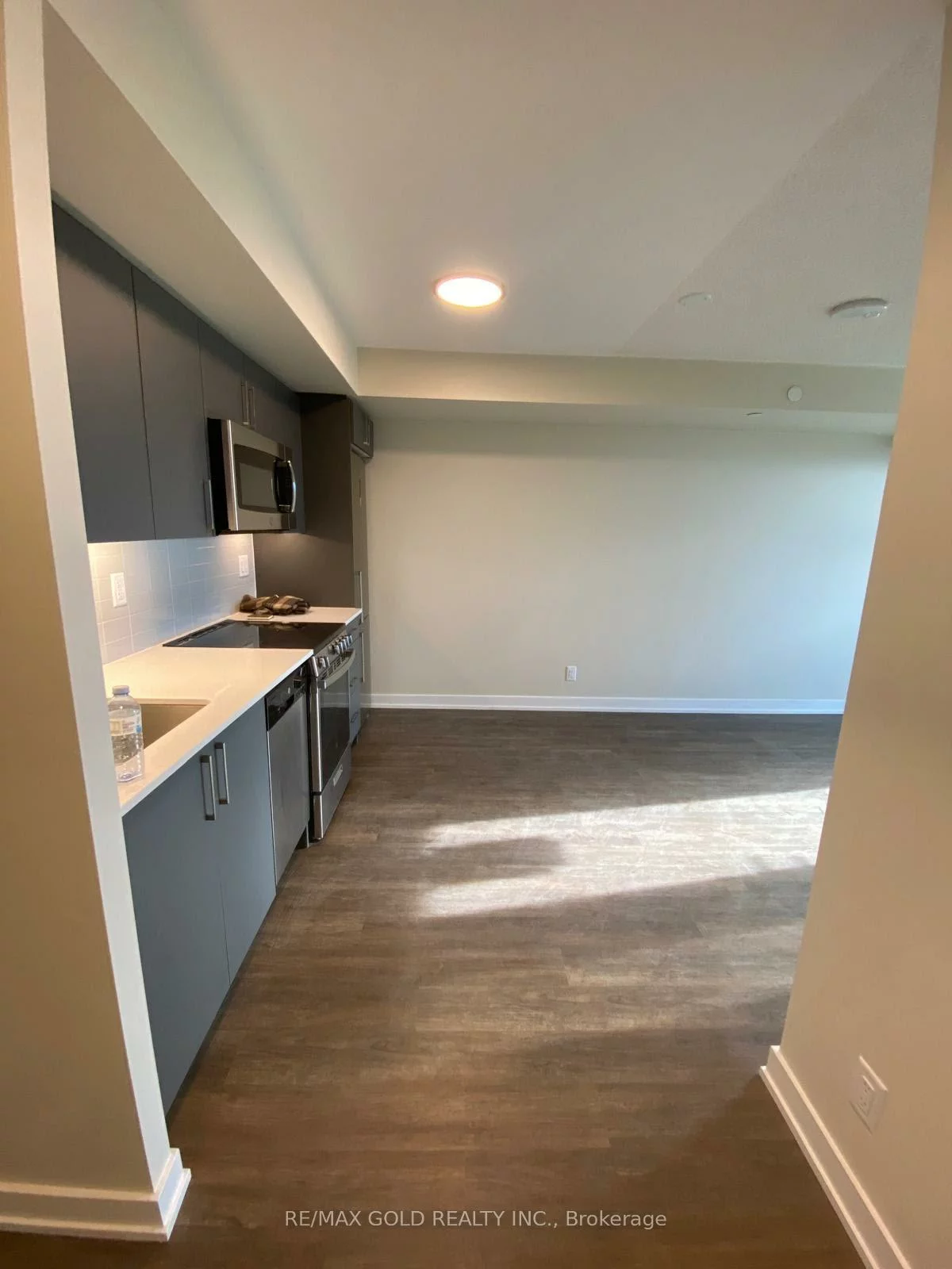 38, Monte Kwinter, Clanton Park, Toronto