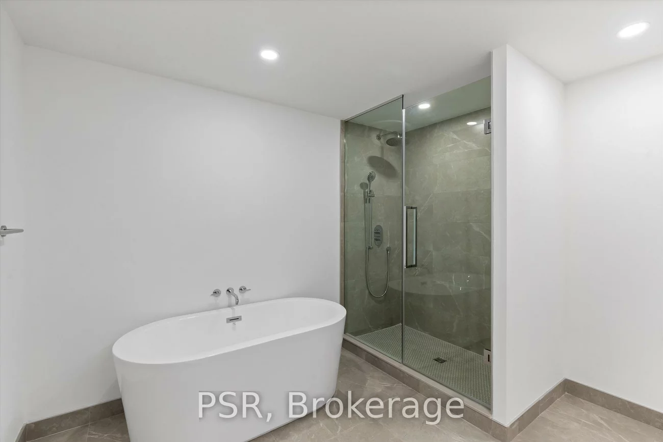 200, keewatin, Mount Pleasant East, Toronto