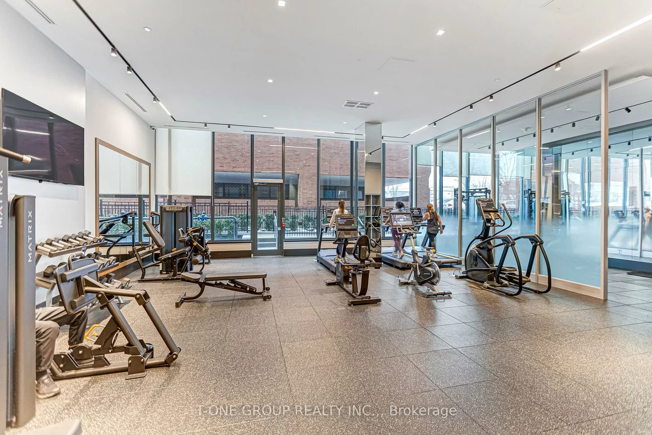 250, Lawrence, Lawrence Park North, Toronto