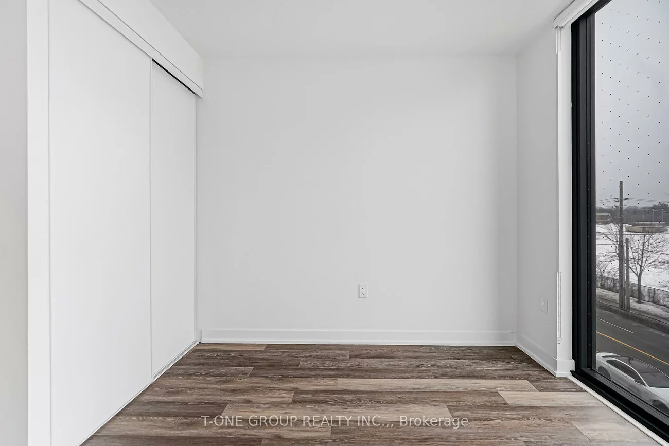 250, Lawrence, Lawrence Park North, Toronto