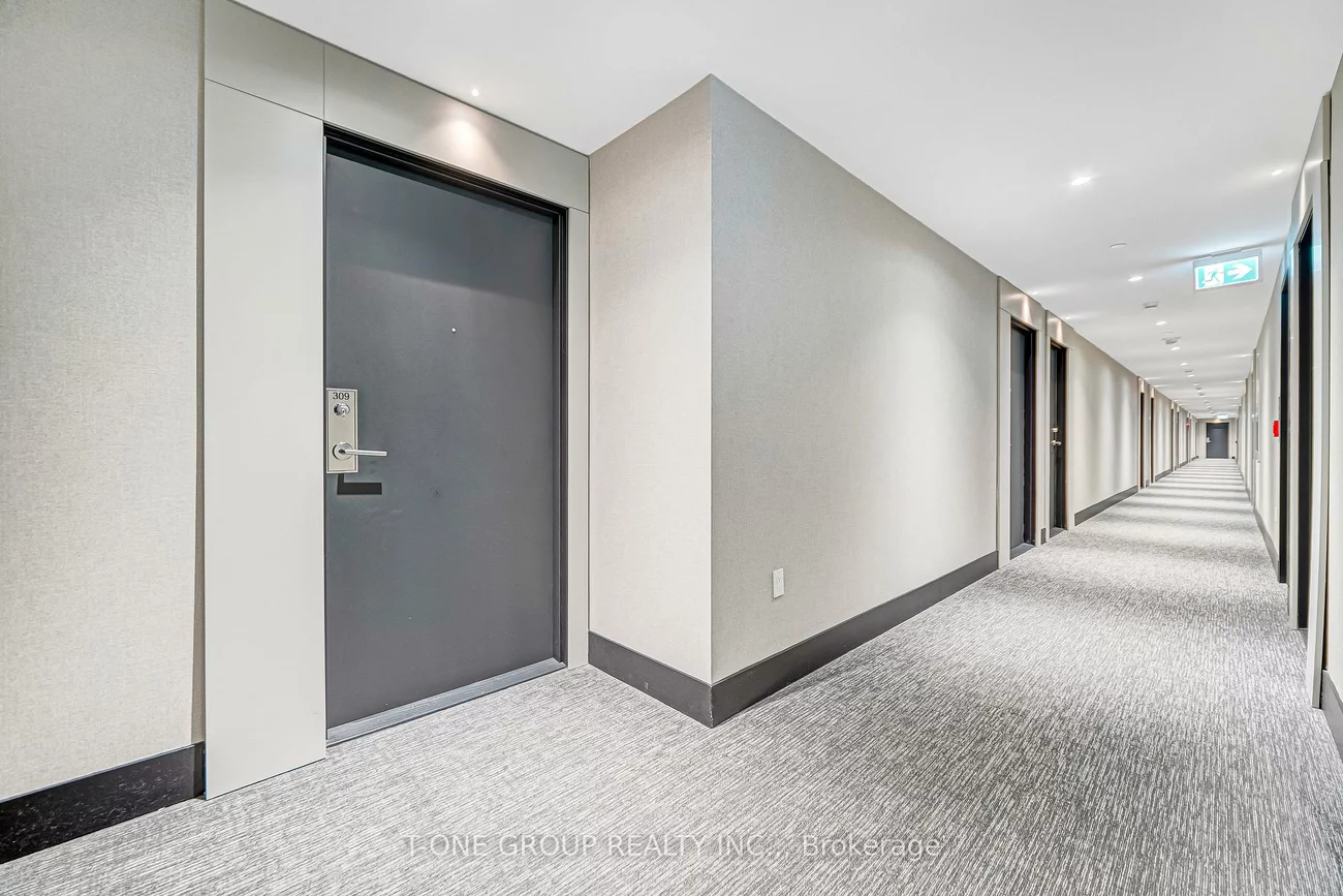 250, Lawrence, Lawrence Park North, Toronto