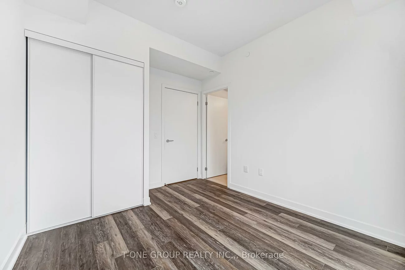 250, Lawrence, Lawrence Park North, Toronto