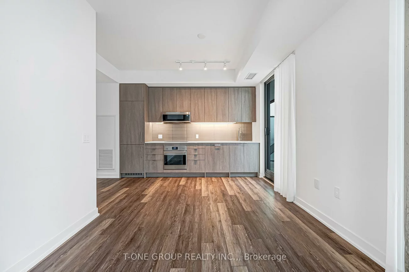 250, Lawrence, Lawrence Park North, Toronto