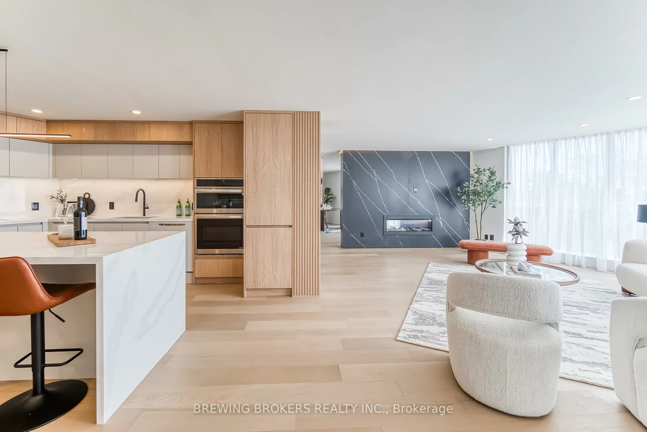 85, Skymark, Hillcrest Village, Toronto