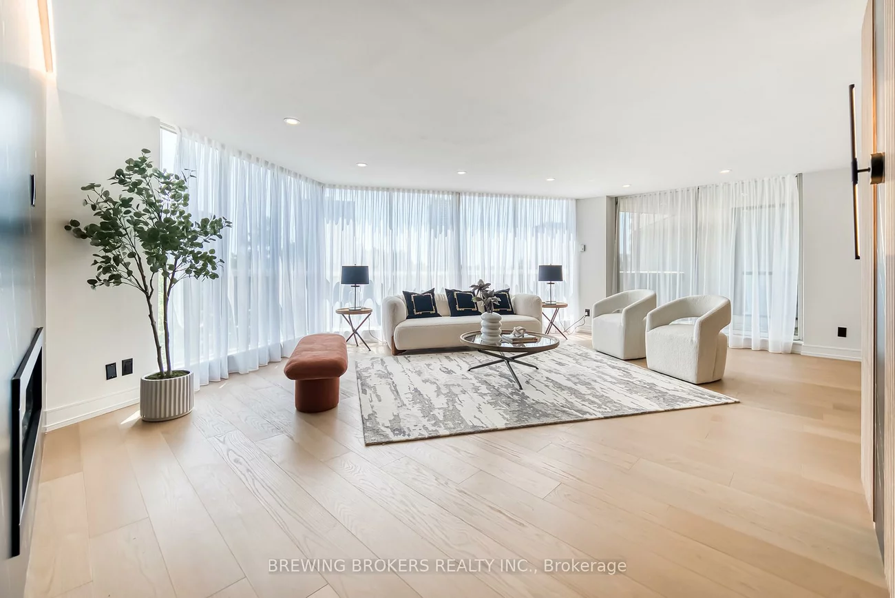 85, Skymark, Hillcrest Village, Toronto