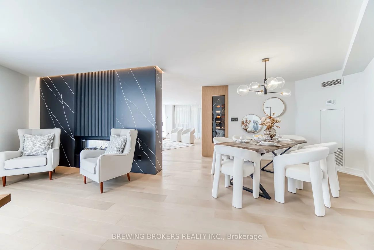 85, Skymark, Hillcrest Village, Toronto