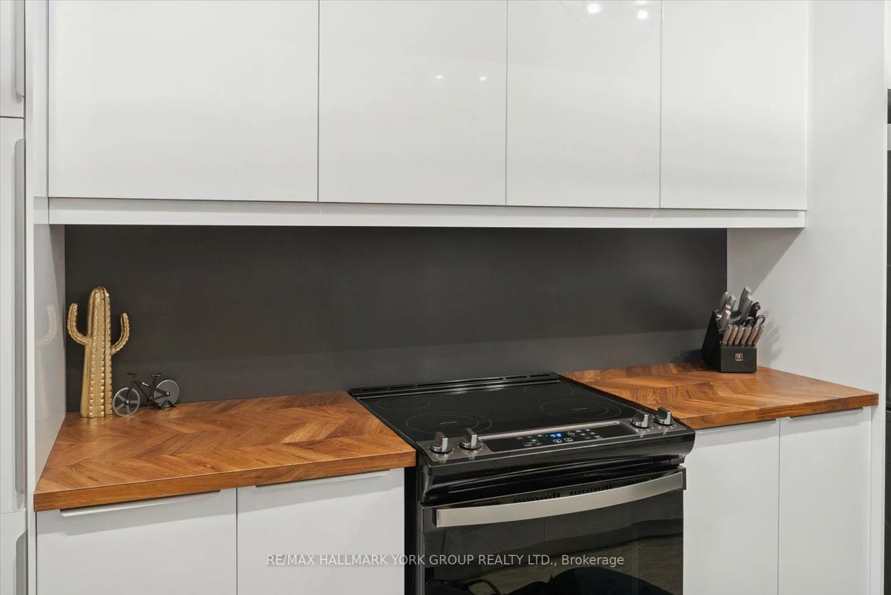 715, Don Mills, Flemingdon Park, Toronto