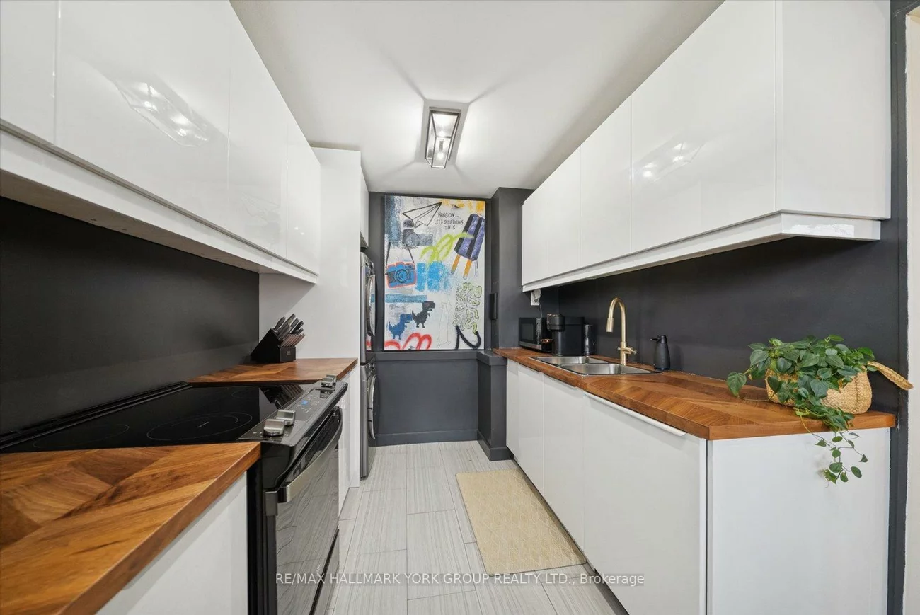 715, Don Mills, Flemingdon Park, Toronto