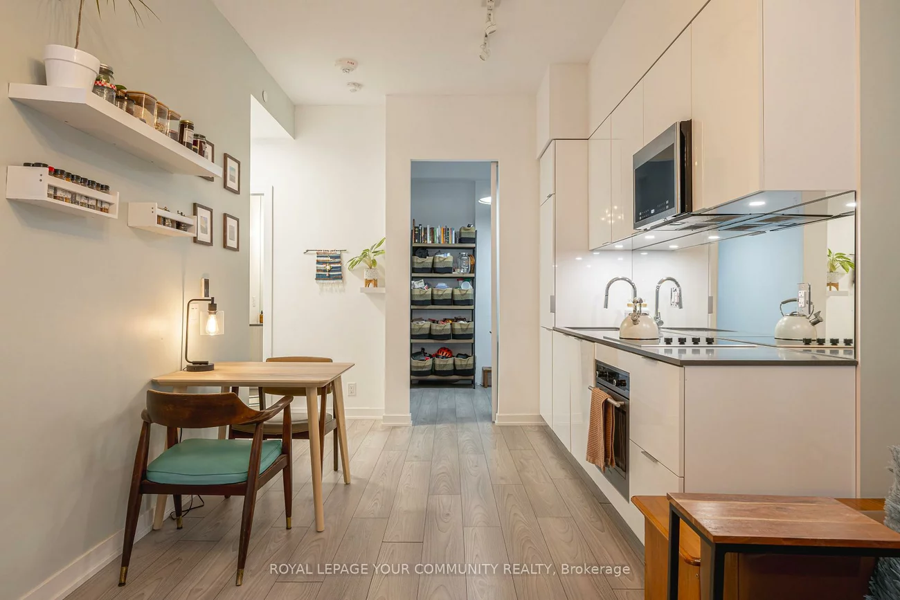 609, Avenue, Yonge-St. Clair, Toronto