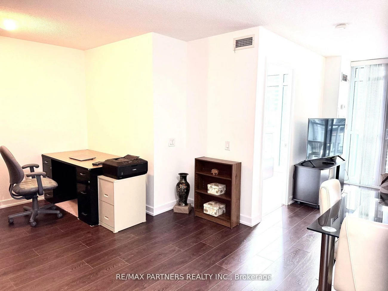 121, Mcmahon, Bayview Village, Toronto