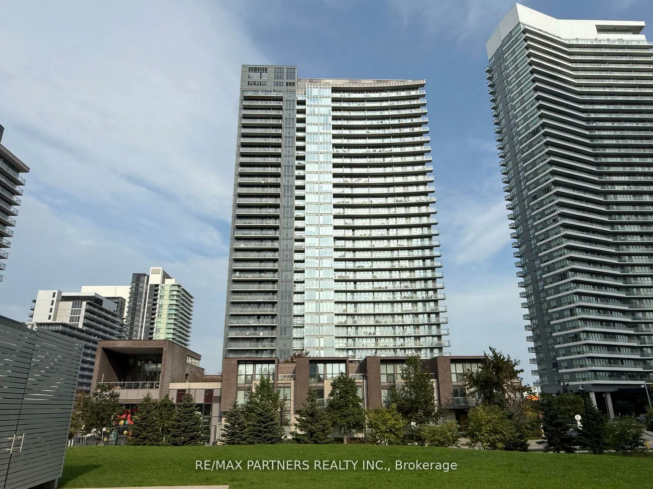 121, Mcmahon, Bayview Village, Toronto