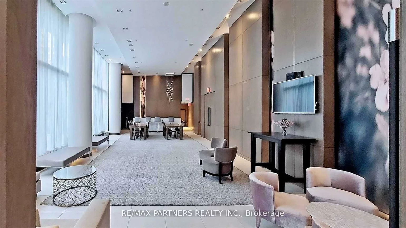 121, Mcmahon, Bayview Village, Toronto