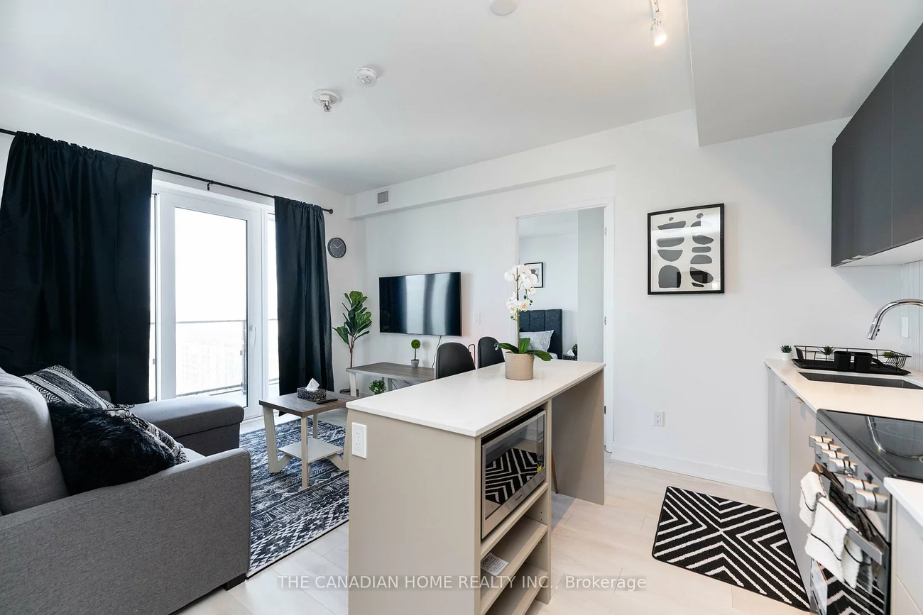 8, Tippett, Clanton Park, Toronto