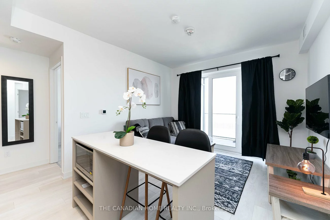 8, Tippett, Clanton Park, Toronto