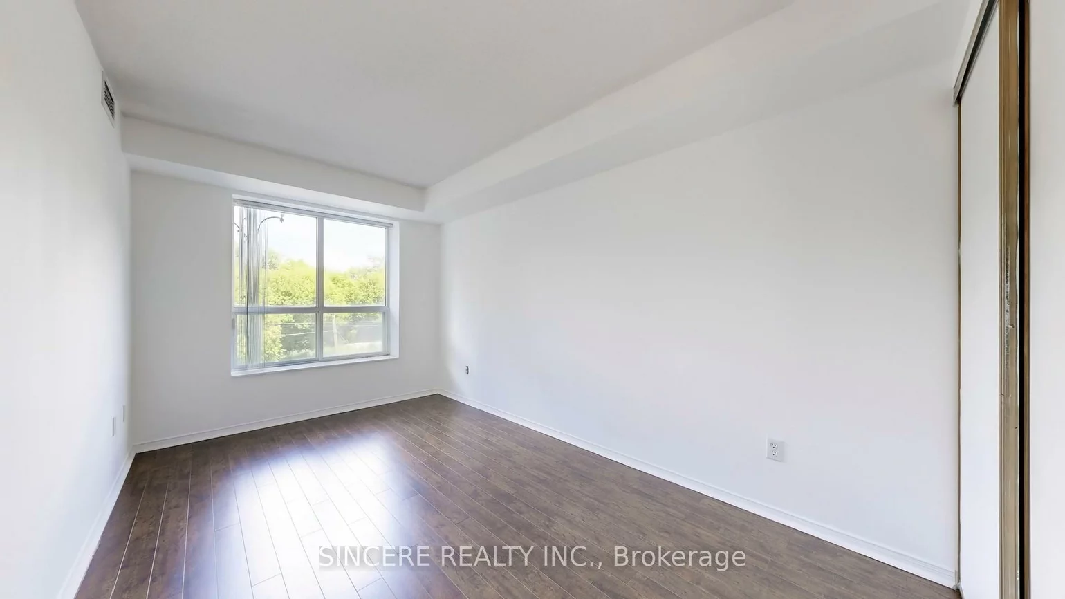 39, Pemberton, Newtonbrook East, Toronto