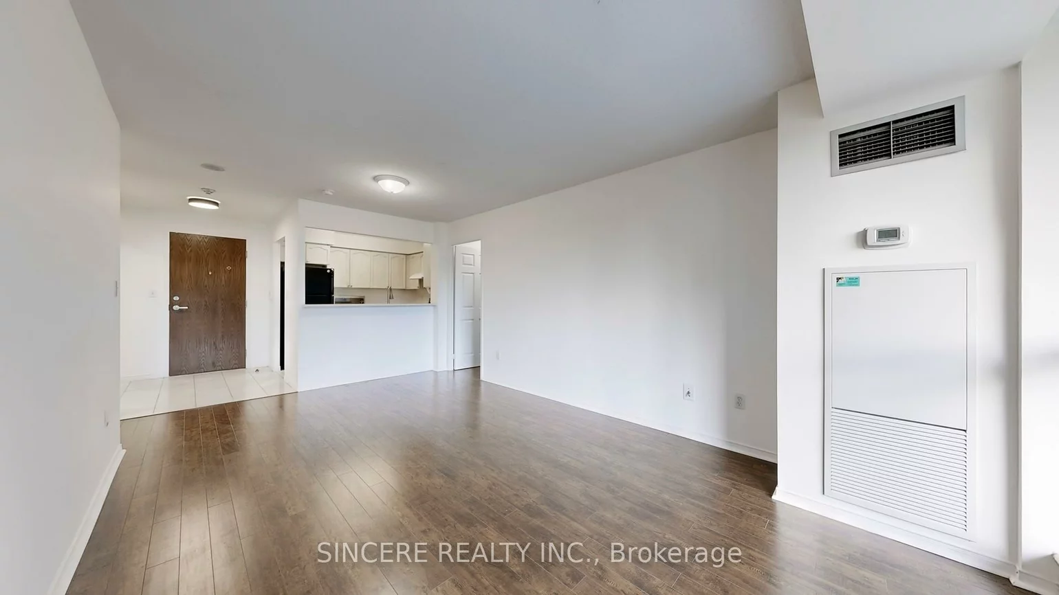 39, Pemberton, Newtonbrook East, Toronto